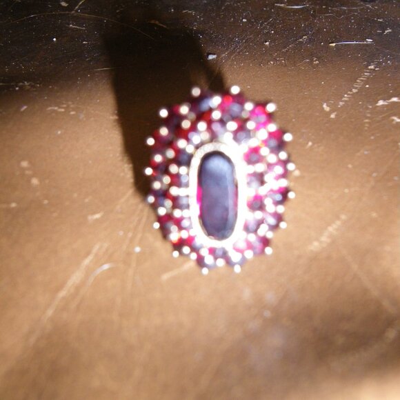 Vintage Antique 585 (14K Gold) Women's Cocktail Ring w/ Large Garnets Cluster - Picture 3 of 4